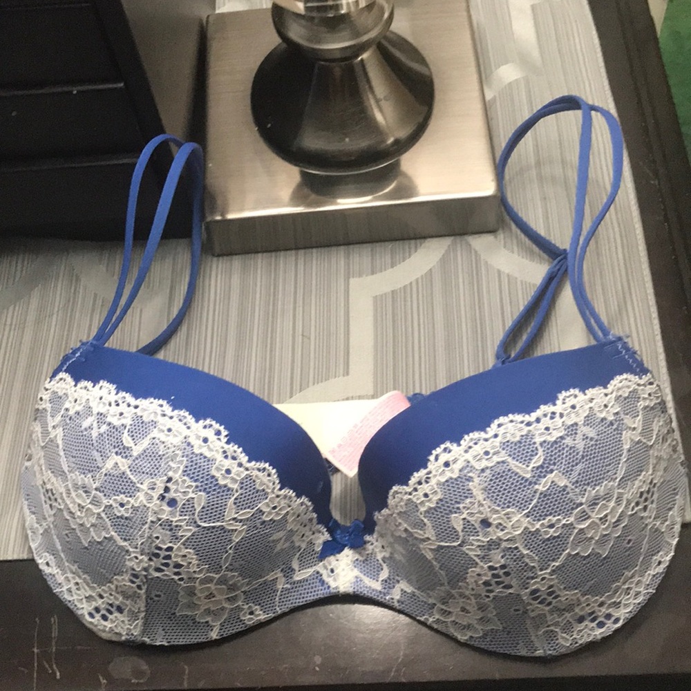 Lacey bra